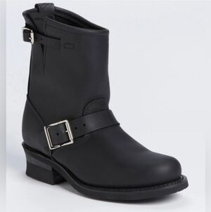 Frye Women's Engineer 8R Leather Ankle Boots